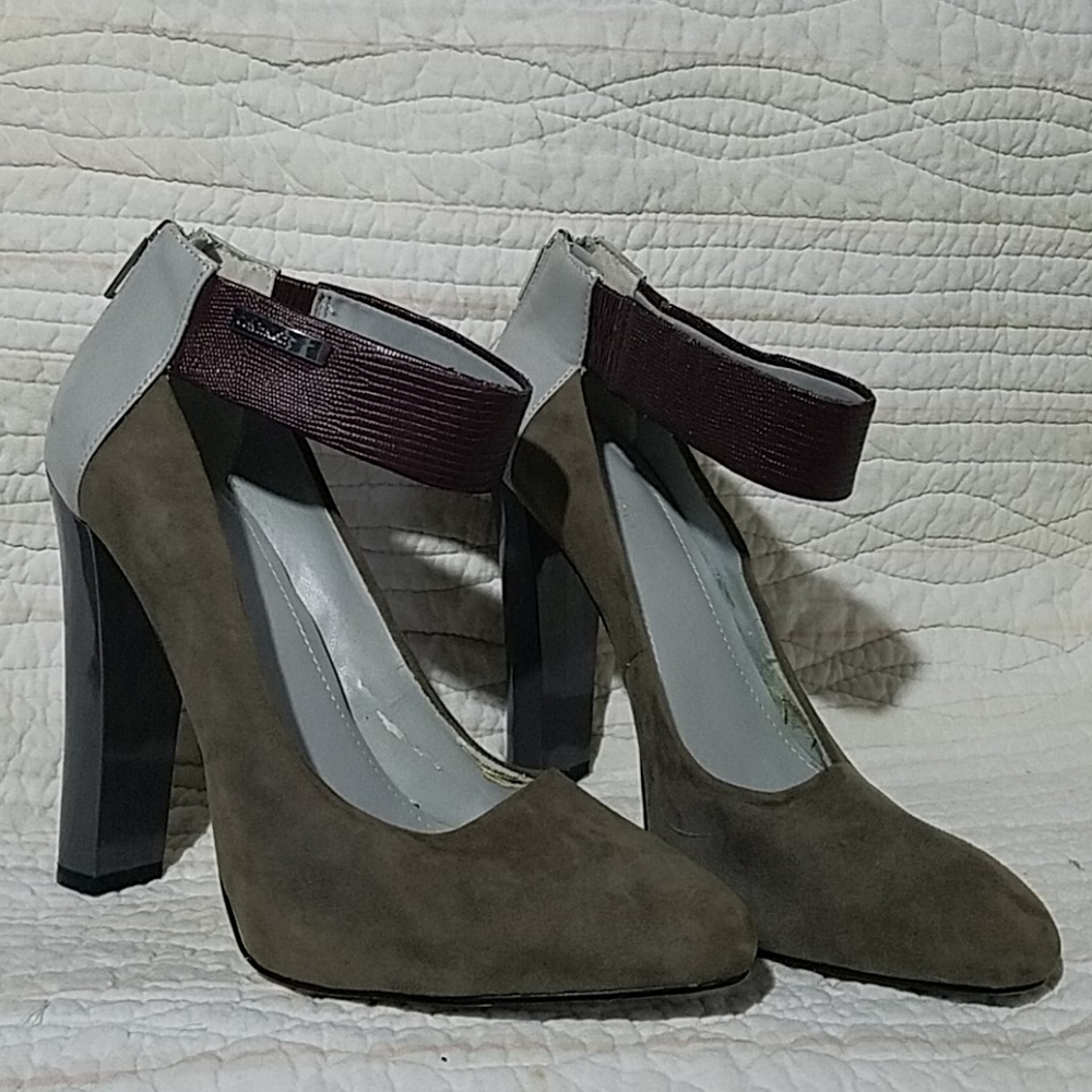 HOT Heels Calvin Klein,  ankle straps. Get these!!